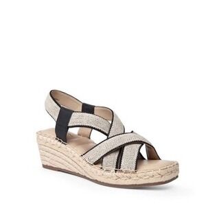 Me Too Cami Wedge Sandal in‎ Linen/Black